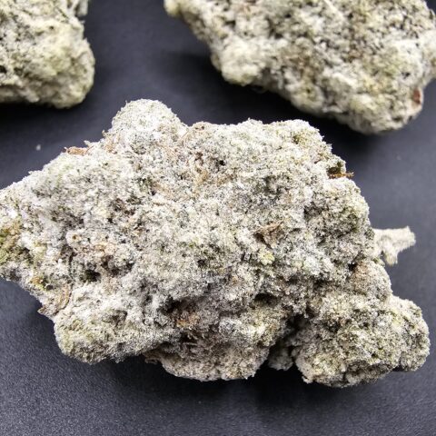 SNOWBALLS : ROCKSTAR TUNA  X  MIRACLE ALIEN COOKIES $10 - $200 OZ (HYBRID) 34% THC